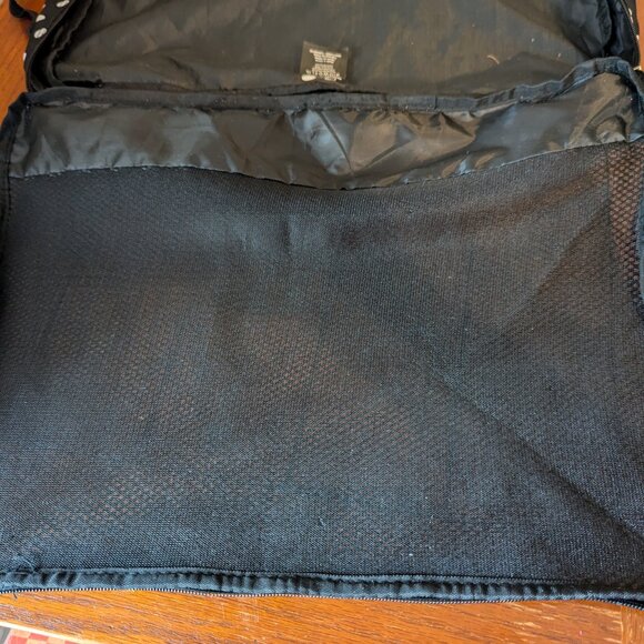 Hello Kitty Bioworld Collab Large Packing Cube 17 x 13 x 2.5 Luggage Organizer - Picture 5 of 6